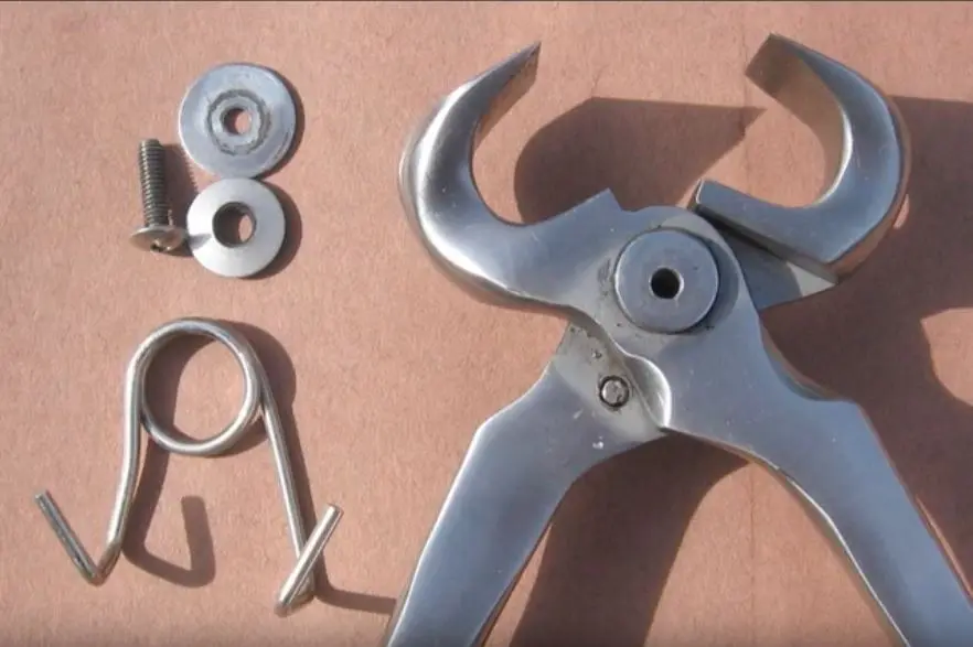 EVO Quick Hoof Nippers 12"