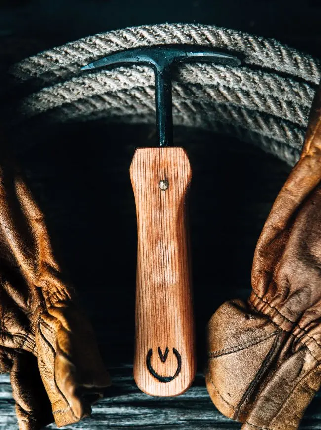 Wild Thing Hoof Pick and Scraper